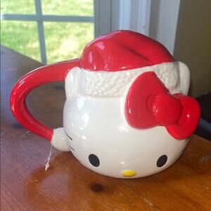New Sanrio Hello Kitty Christmas Holiday Sculpted 3D Santa Hat Ceramic 16oz Mug